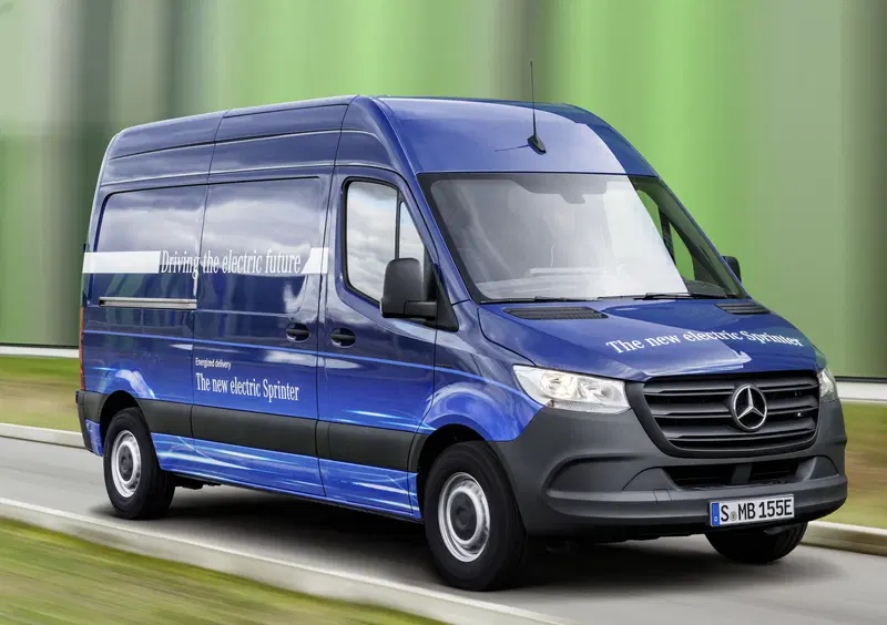 Mercedes-Benz Sprinter (2)