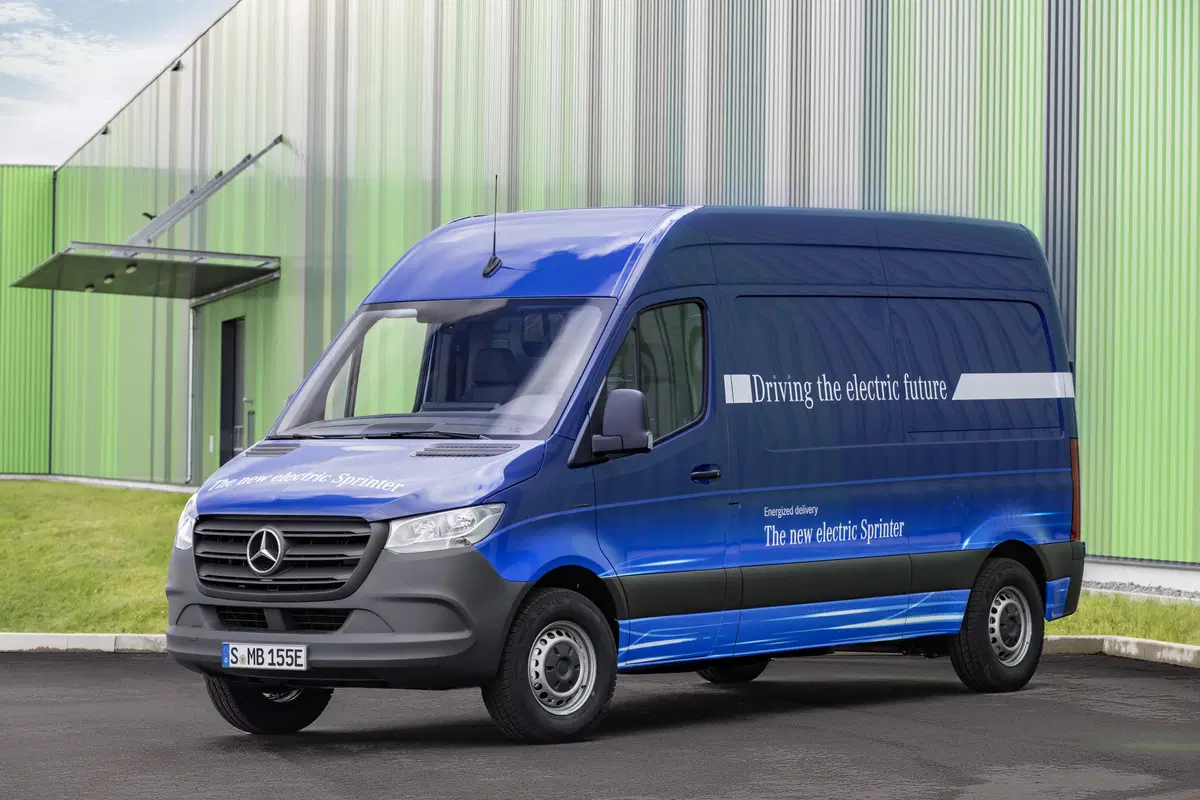 Mercedes-Benz Sprinter (2018-->>) (3)