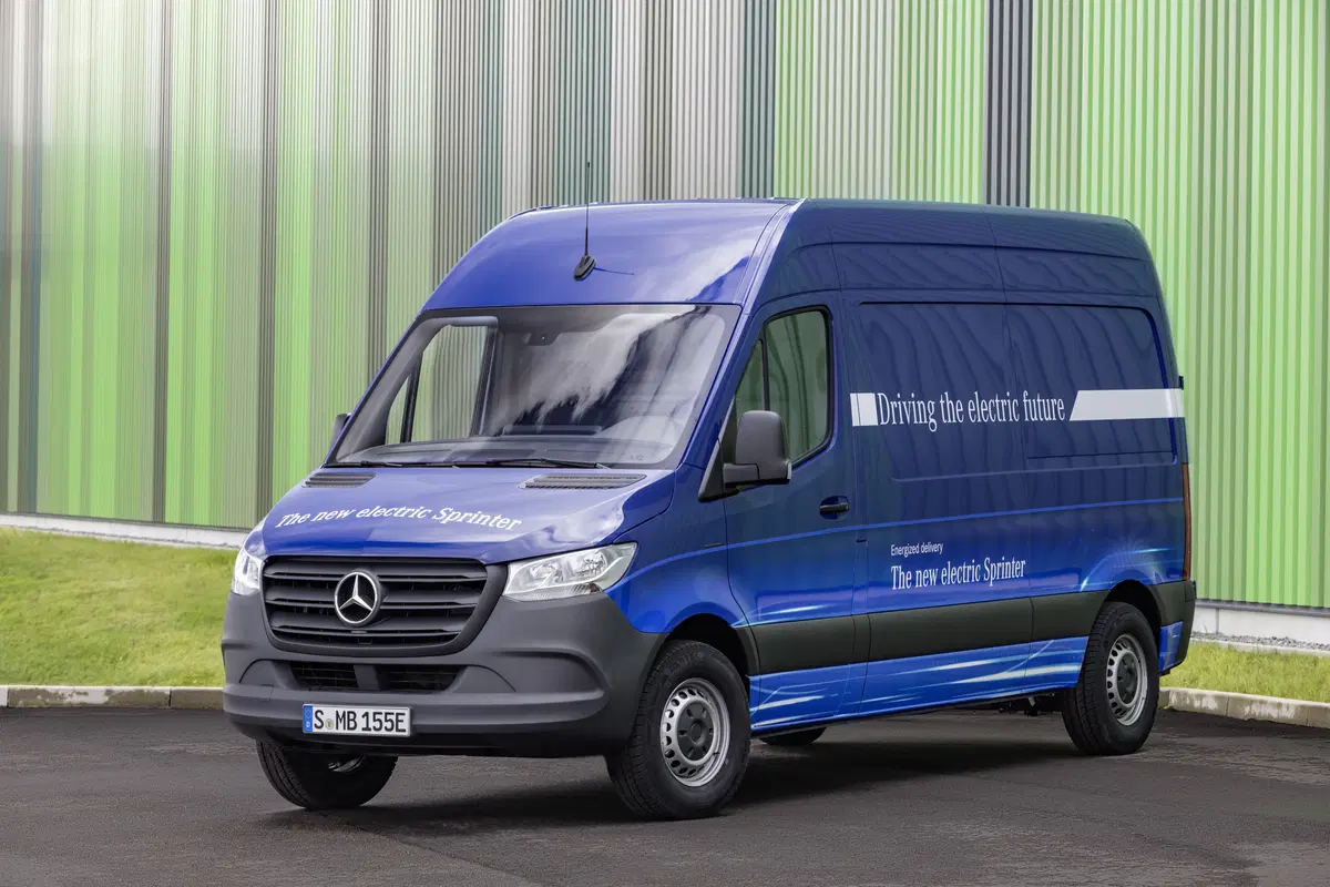 Mercedes-Benz Sprinter (2018-->>) (4)