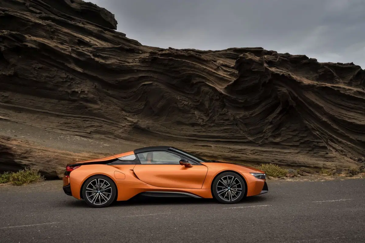 BMW i8 Cabrio (2018-19) (10)