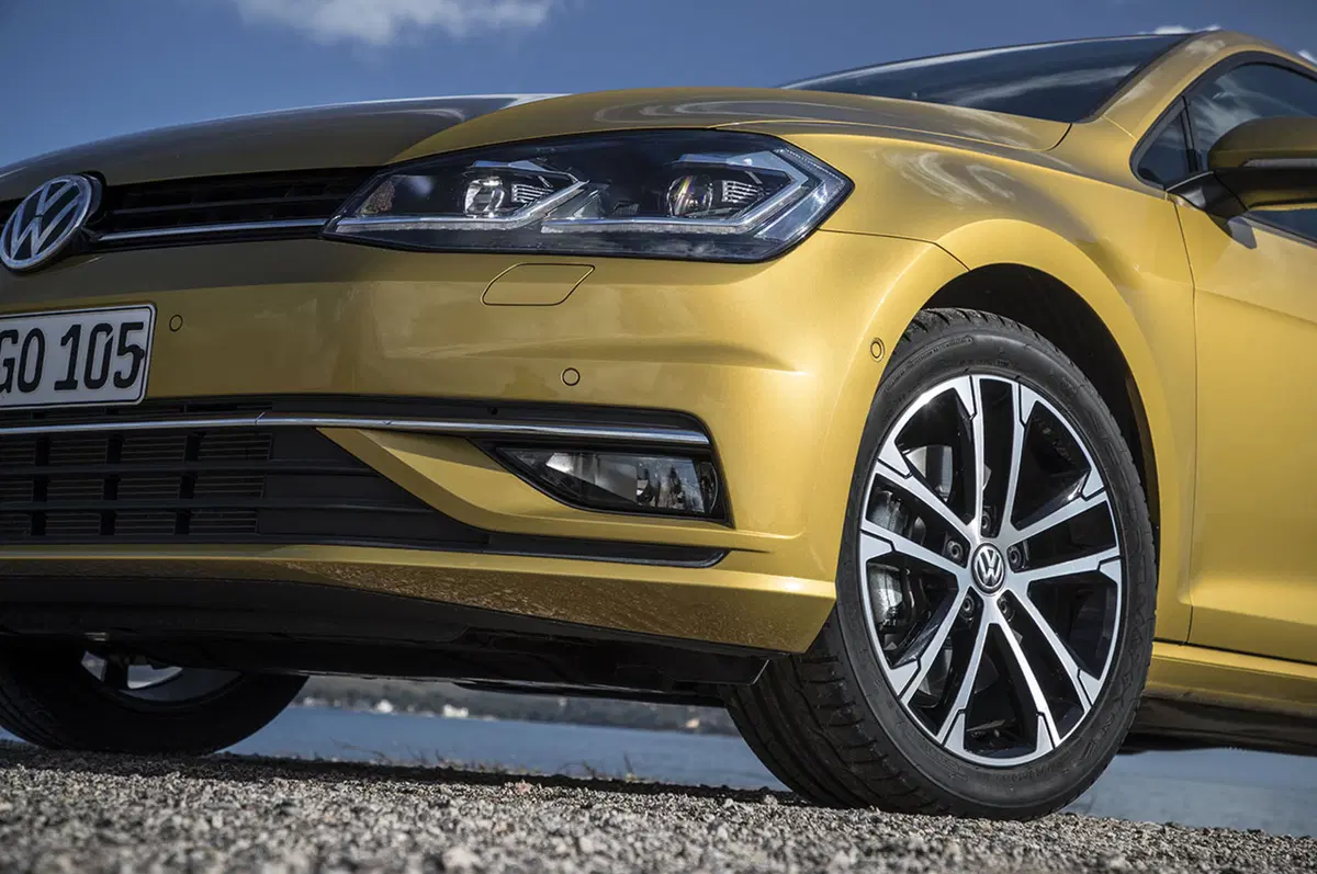 Volkswagen Golf, in arrivo il motore metano 1.5 TGI Evo (13)