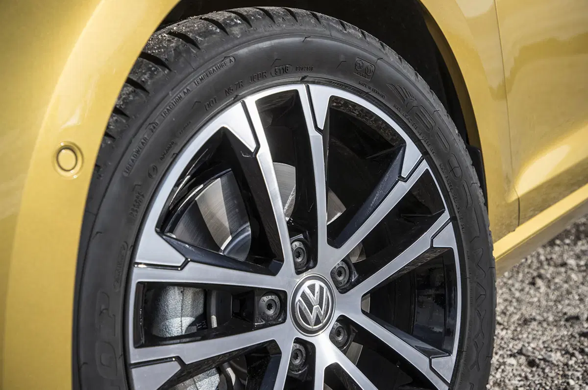 Volkswagen Golf, in arrivo il motore metano 1.5 TGI Evo (19)