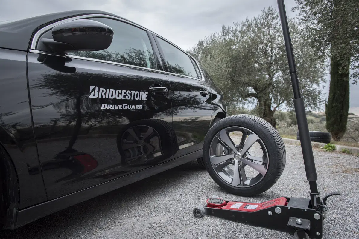 Bridgestone DriveGuard, il primo run-fat ideale per ogni auto (6)