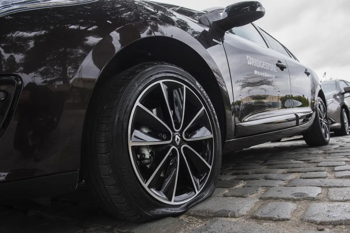 Bridgestone DriveGuard, il primo run-fat ideale per ogni auto (8)