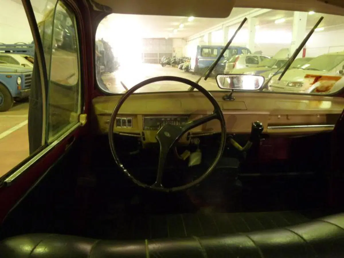 La Renault 4 di Aldo Moro, il simbolo degli anni di piombo (14)