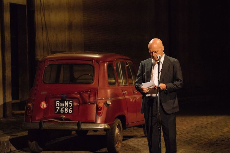 La R4 &egrave; tornata 40 anni dopo in via Caetani per lo spettacolo &ldquo;55 Giorni. L&rsquo;Italia senza Moro&rdquo; scritto da Stefano Massini e recitato da Luca Zingaretti