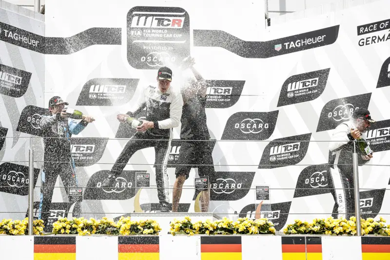 Il WTCR nel 2018 offre tre podi a concorrenti e spettatori, ma non passa dall'Italia