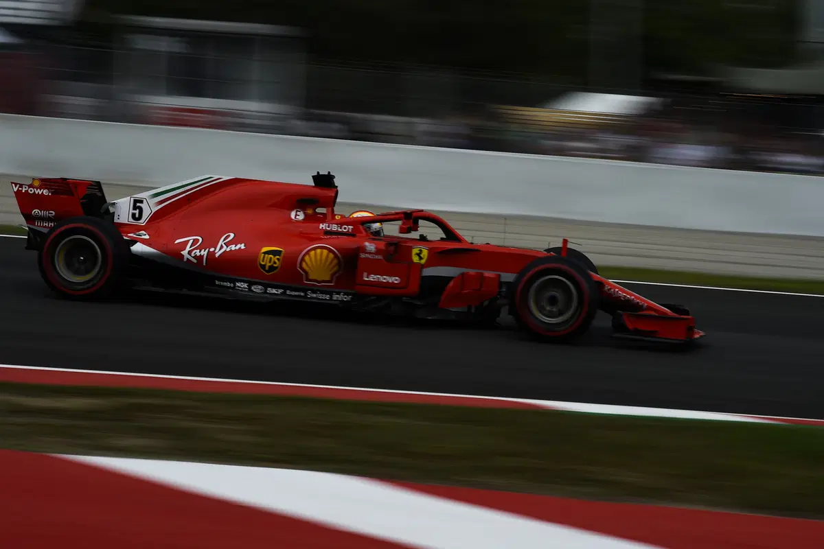 F1, GP Spagna 2018: pole per Hamilton. Terzo Vettel (3)