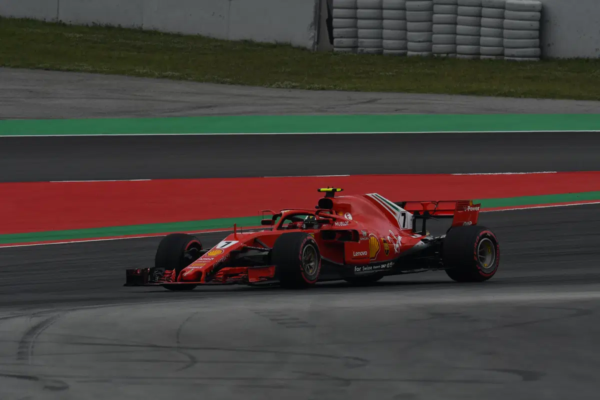 F1, GP Spagna 2018: pole per Hamilton. Terzo Vettel (7)