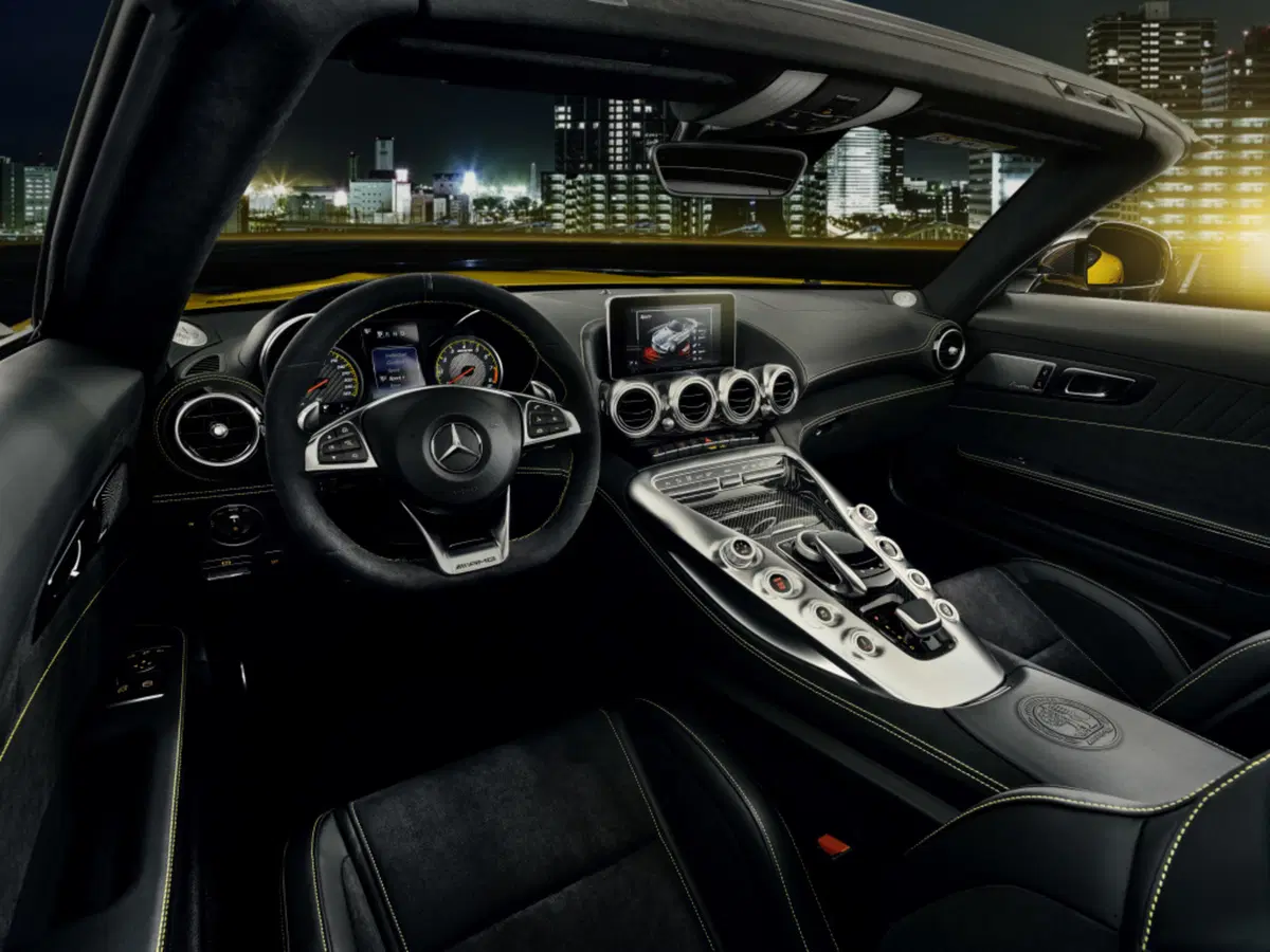 Mercedes AMG GT S Roadster, la via di mezzo (3)