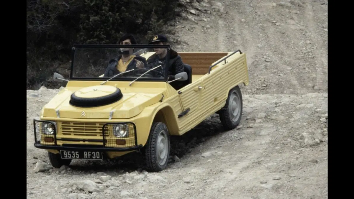Citroen Mehari, la spiaggina del '68 compie 50 anni (14)