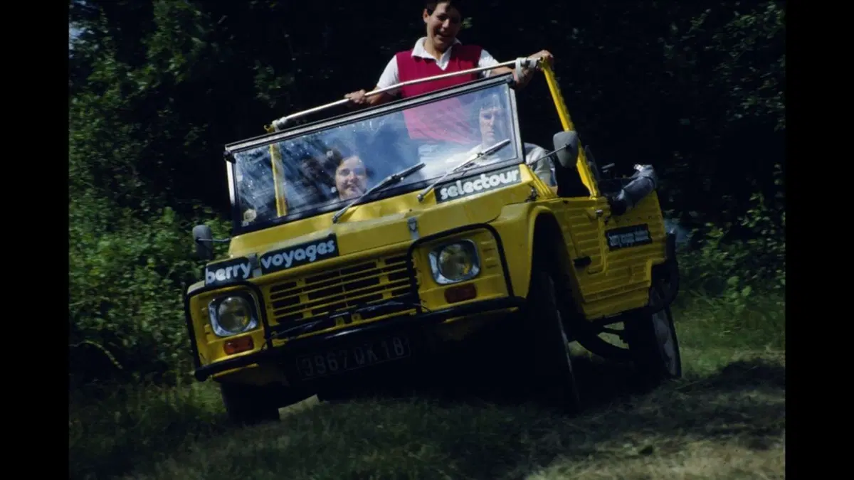 Citroen Mehari, la spiaggina del '68 compie 50 anni (30)