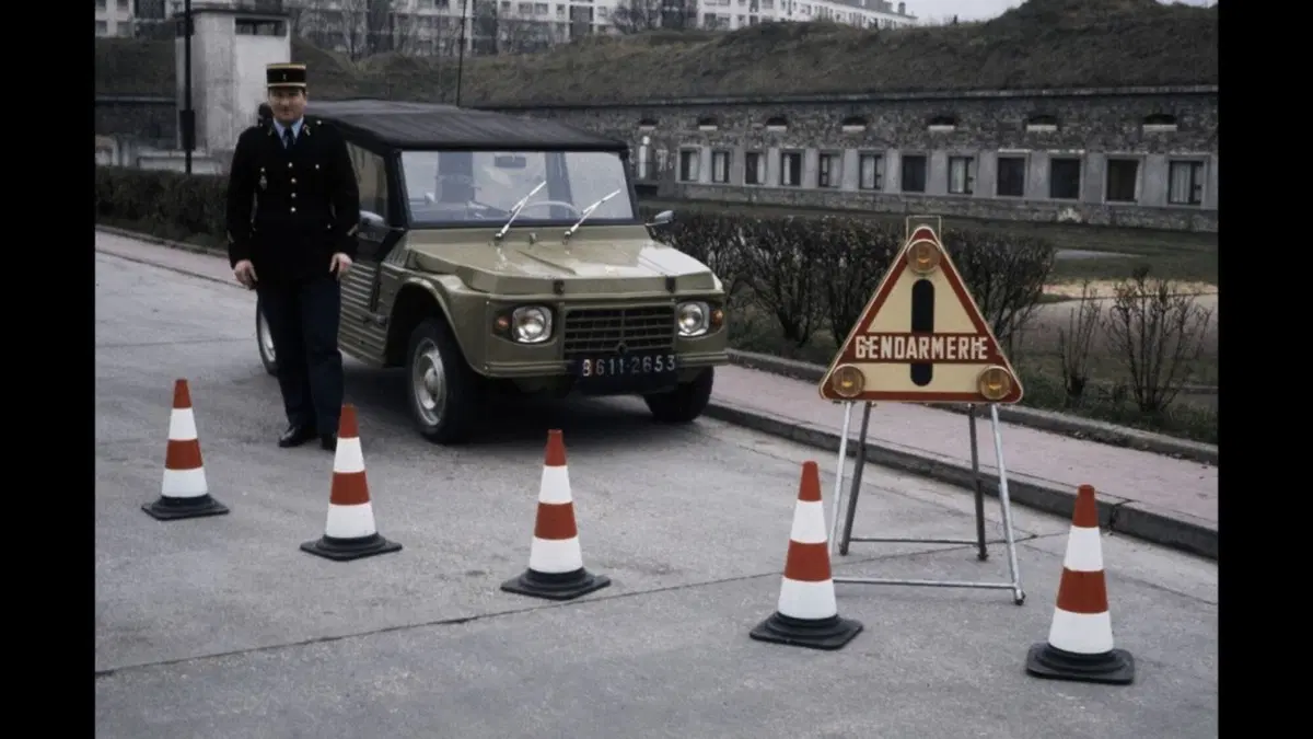 Citroen Mehari, la spiaggina del '68 compie 50 anni (32)