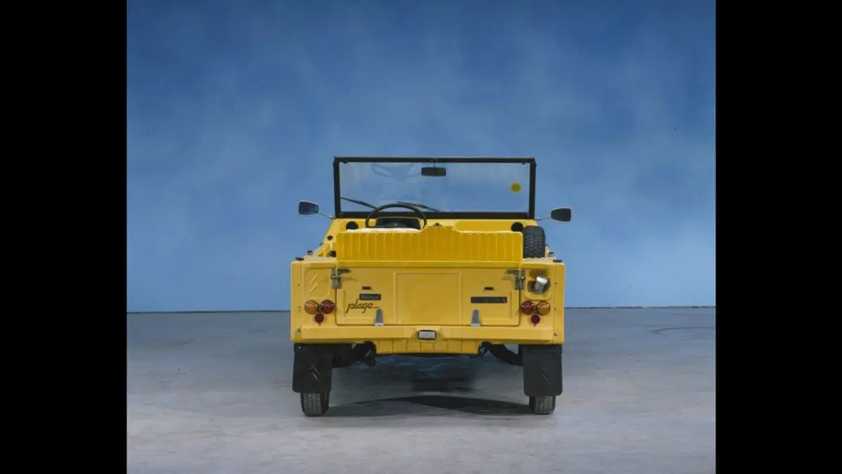 Citroen Mehari, la spiaggina del '68 compie 50 anni (42)