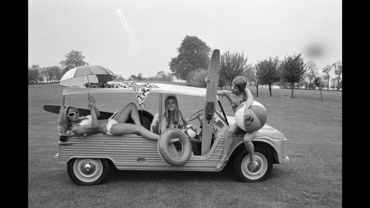Citroen Mehari, la spiaggina del '68 compie 50 anni (52)