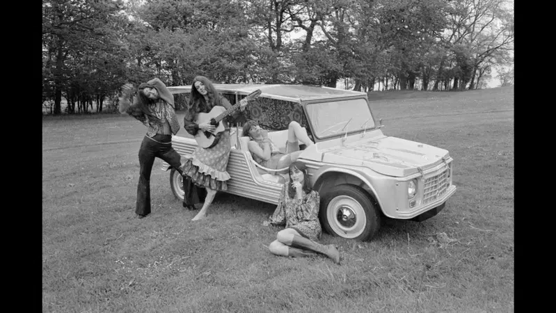 Citroen Mehari, la spiaggina del '68 compie 50 anni