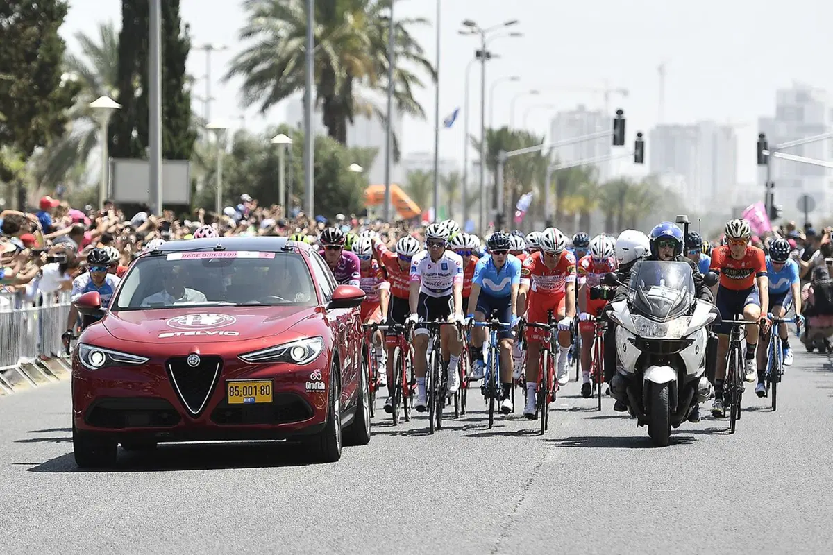 Alfa Romeo: Giulia e Stelvio al Giro d'Italia 2018