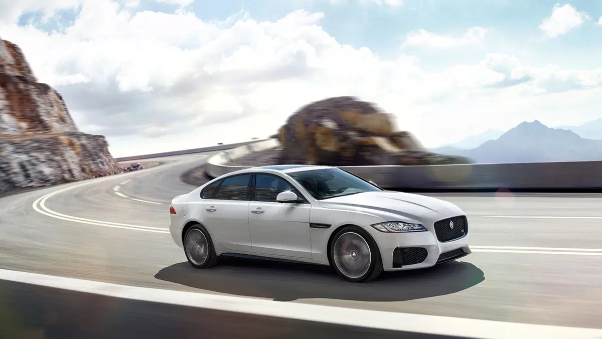 Jaguar XF 2.2 D 200 CV Premium Luxury (4)