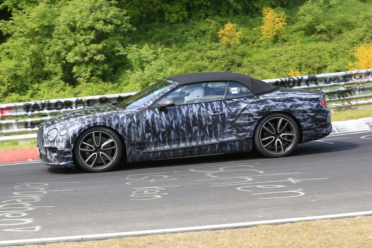 Bentley Continental GTC, in arrivo la cabrio (3)