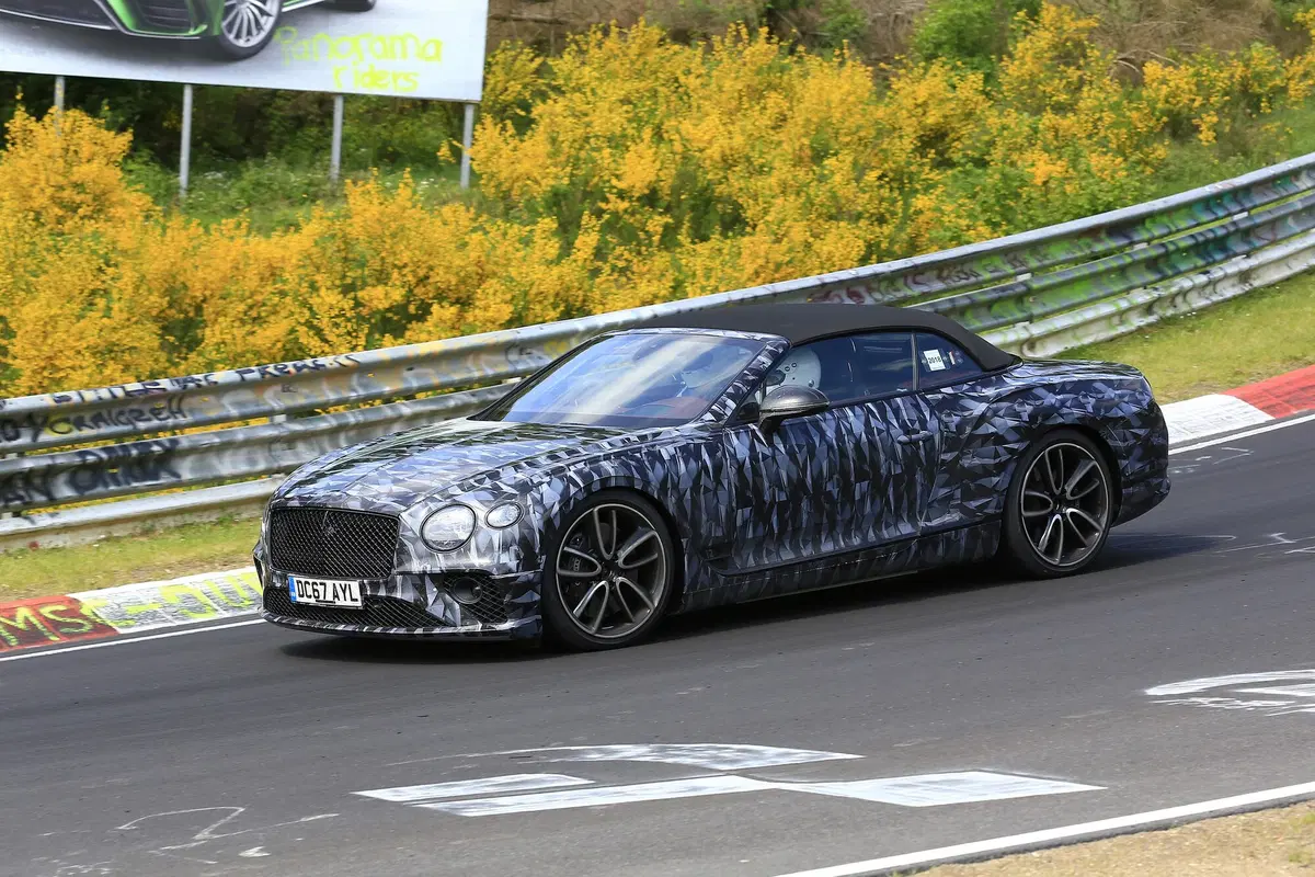 Bentley Continental GTC, in arrivo la cabrio (7)
