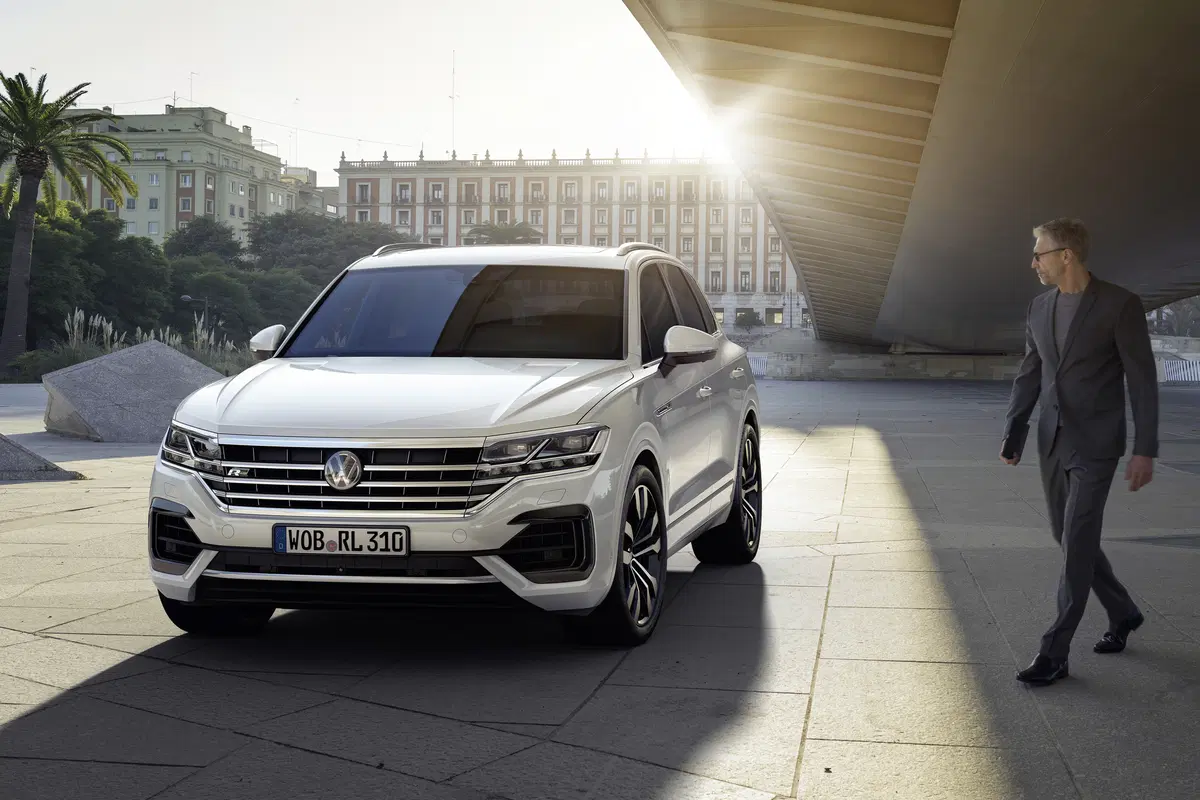 Volkswagen Touareg 2018, ecco il SUV VW visto da vicino [Video]