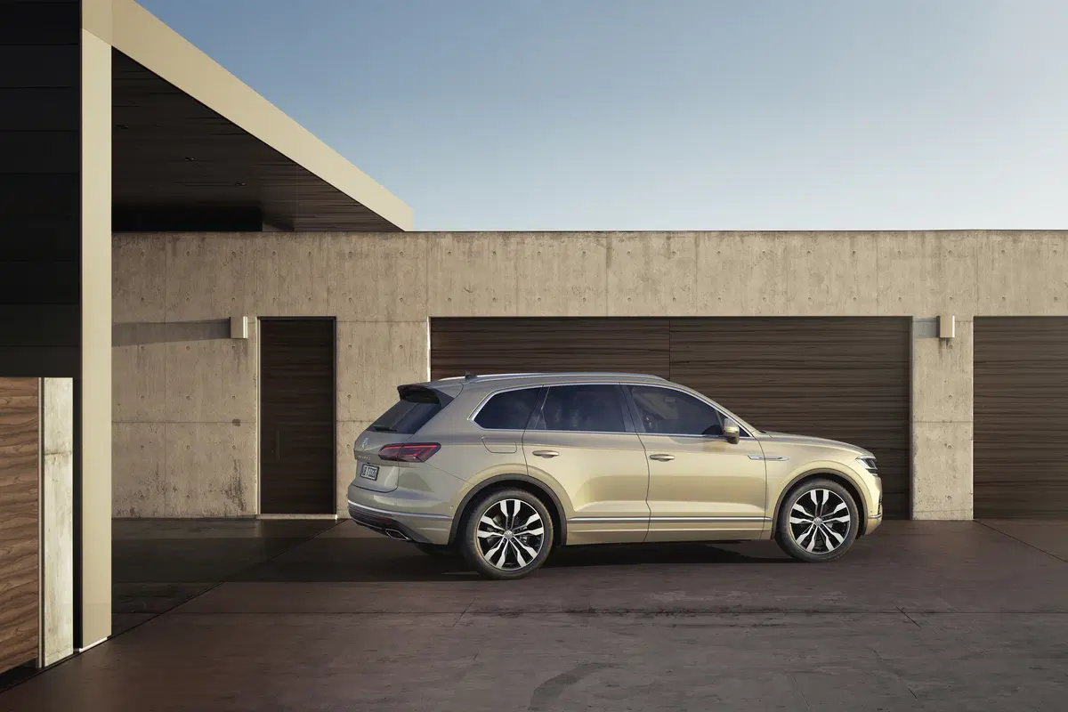 Volkswagen Touareg 2018, ecco il SUV VW visto da vicino [Video] (6)