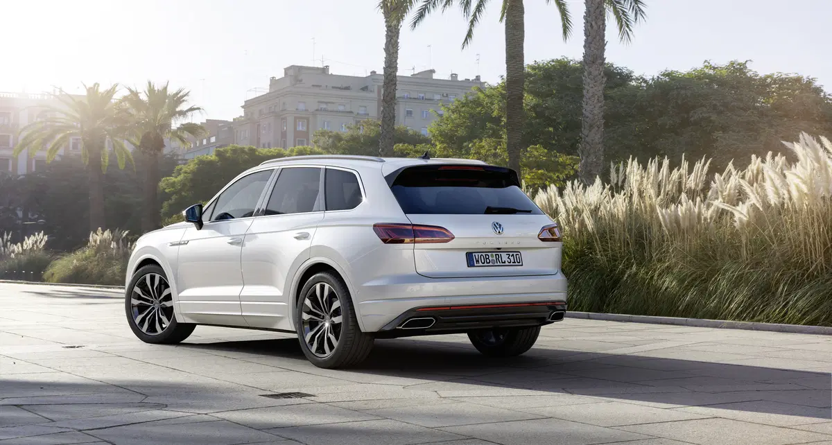 Volkswagen Touareg 2018, ecco il SUV VW visto da vicino [Video] (7)
