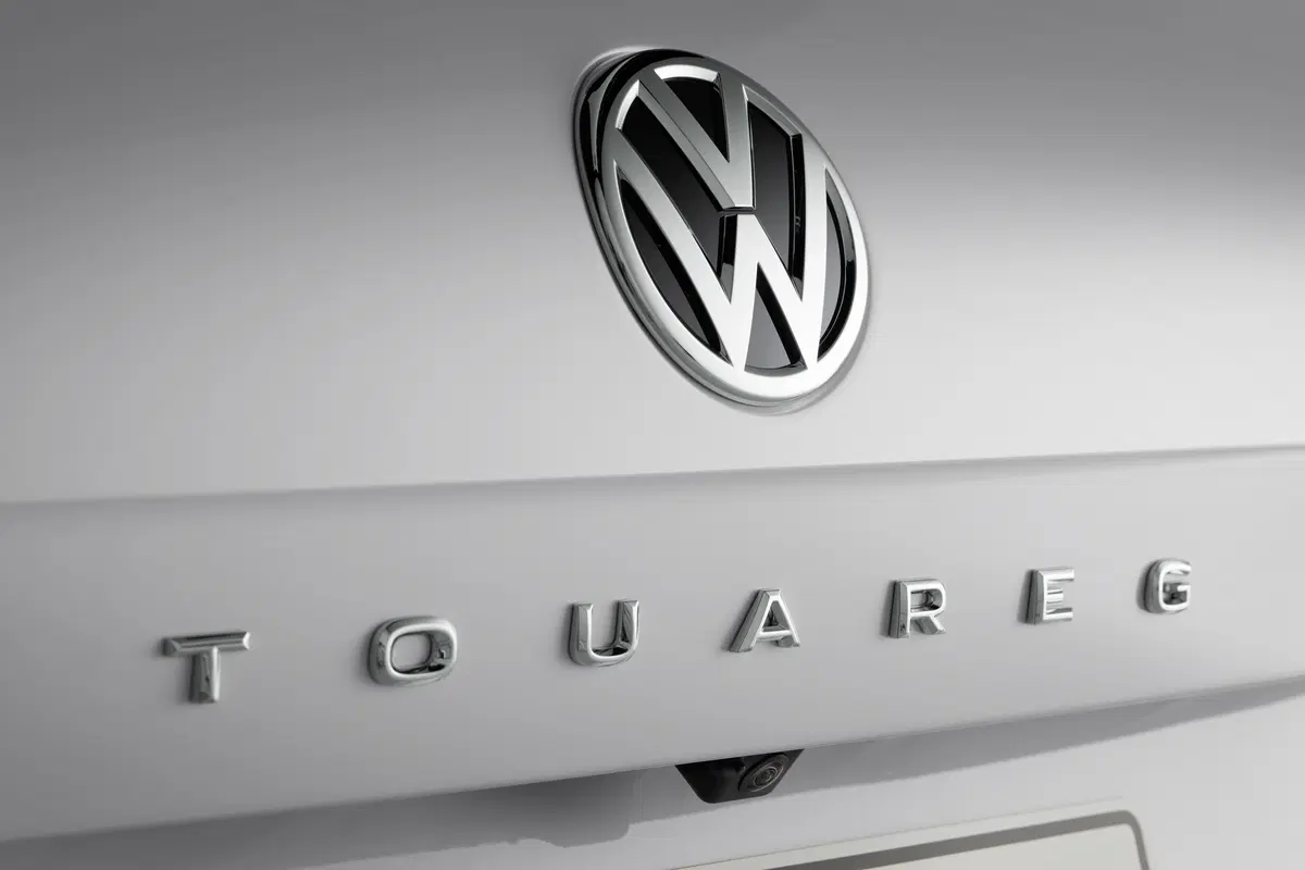 Volkswagen Touareg 2018, ecco il SUV VW visto da vicino [Video] (11)