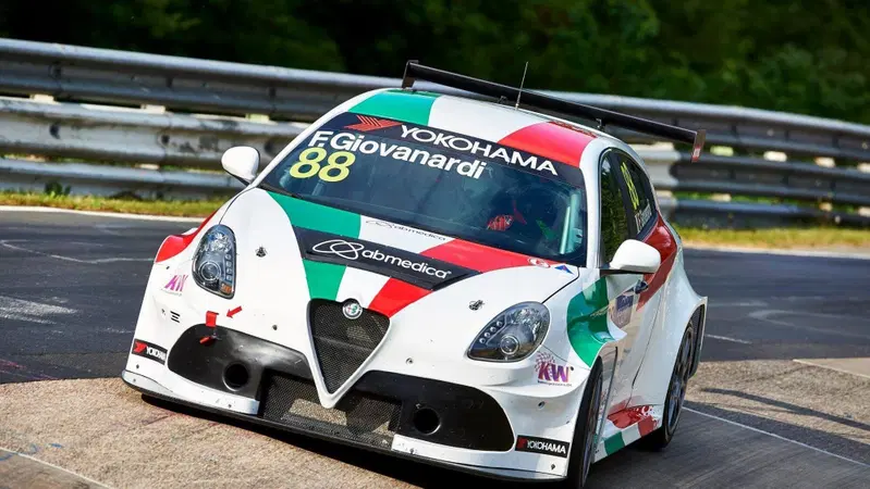 WTCR: Giovanardi, che salvataggio al N&uuml;rburgring [Video]