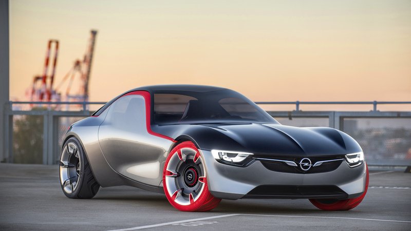 Opel GT concept: torna la trazione posteriore