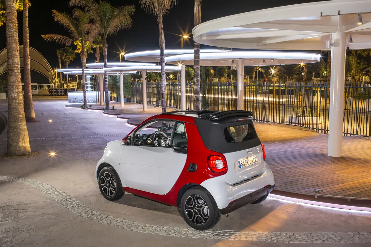 Nuova smart fortwo cabrio (10)