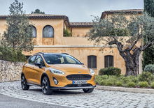 Ford Fiesta Active 2018 | 3 cm in più e connotati da mini-SUV [Video]