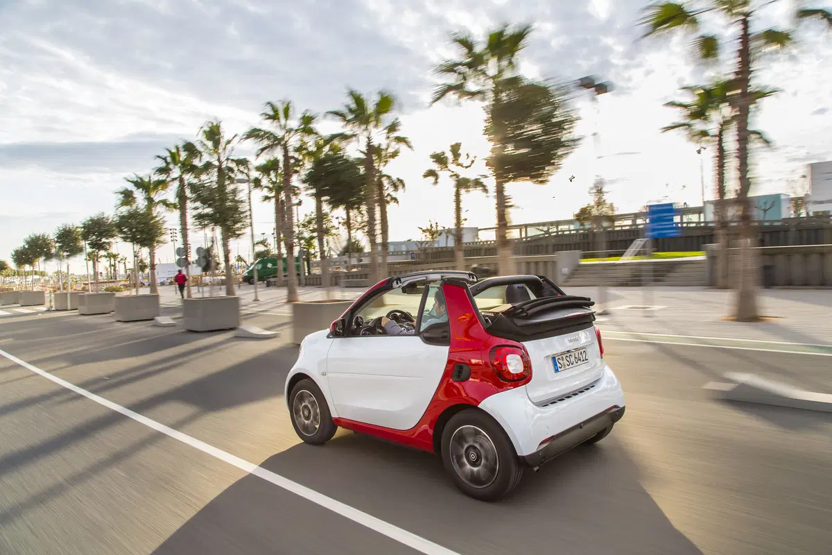 Nuova smart fortwo cabrio (4)