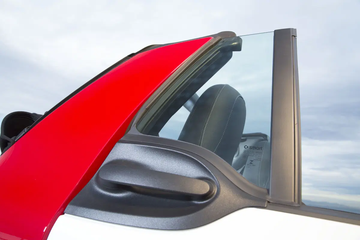 Nuova smart fortwo cabrio (30)