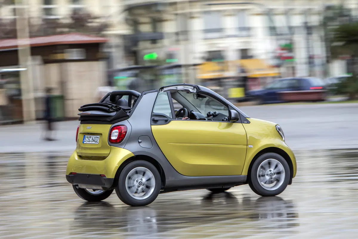 Nuova smart fortwo cabrio (6)