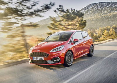 Configuratore Ford Nuova Fiesta 1.1 75CV GPL Titanium: accessori e optional  - Patentati