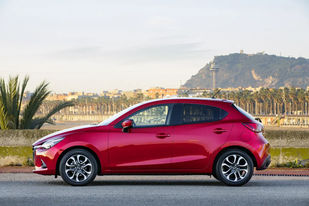 Mazda2, arriva il nuovo 1.5 diesel con consumi da record (5)