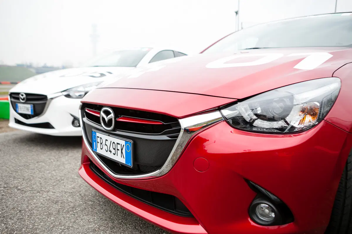 Mazda2, arriva il nuovo 1.5 diesel con consumi da record (12)