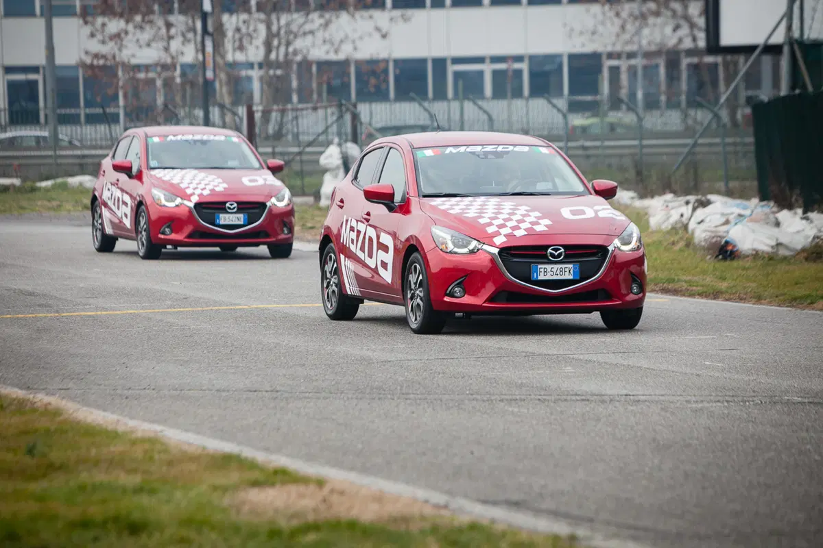 Mazda2, arriva il nuovo 1.5 diesel con consumi da record (15)