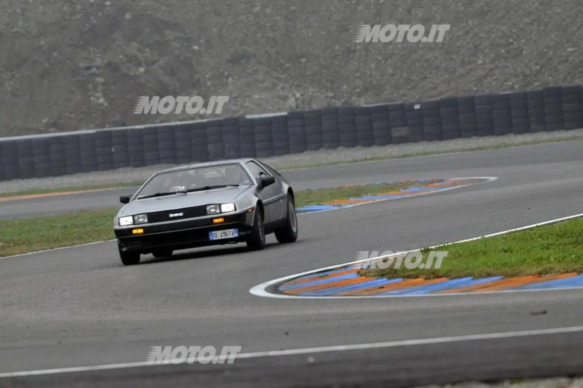 DeLorean DMC12: ritorno al futuro