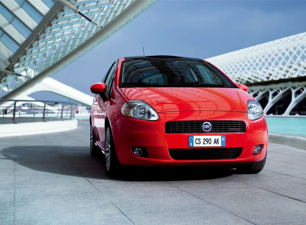 Fiat Punto, dagli anni '90 ad oggi. 25 anni di storia dell'utilitaria torinese (13)