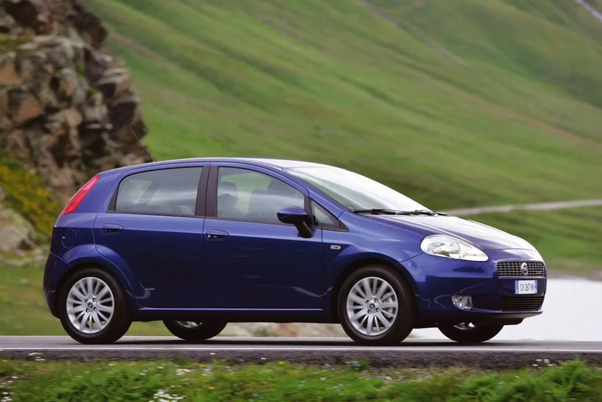 Fiat Punto, dagli anni '90 ad oggi. 25 anni di storia dell'utilitaria torinese (16)
