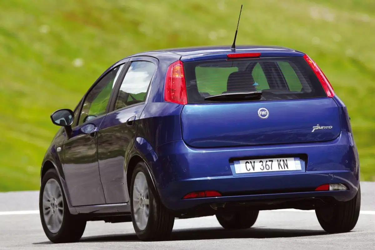 Fiat Punto, dagli anni '90 ad oggi. 25 anni di storia dell'utilitaria torinese (17)