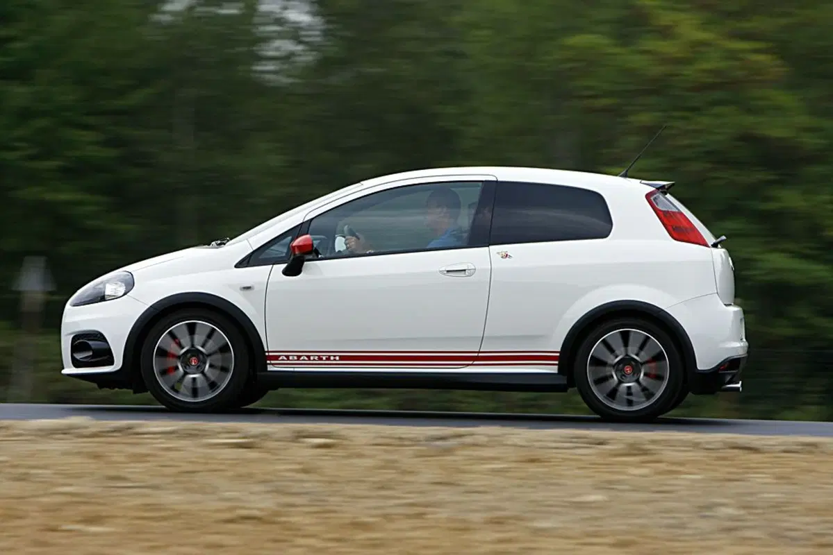 Fiat Punto, dagli anni '90 ad oggi. 25 anni di storia dell'utilitaria torinese (25)