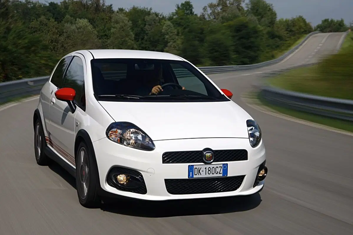Fiat Punto, dagli anni '90 ad oggi. 25 anni di storia dell'utilitaria torinese (27)