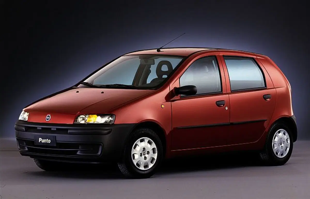 Fiat Punto, dagli anni '90 ad oggi. 25 anni di storia dell'utilitaria torinese (32)