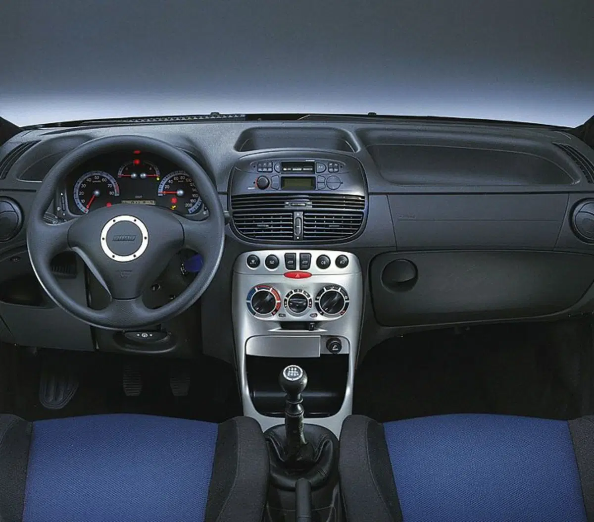 Fiat Punto, dagli anni '90 ad oggi. 25 anni di storia dell'utilitaria torinese (39)