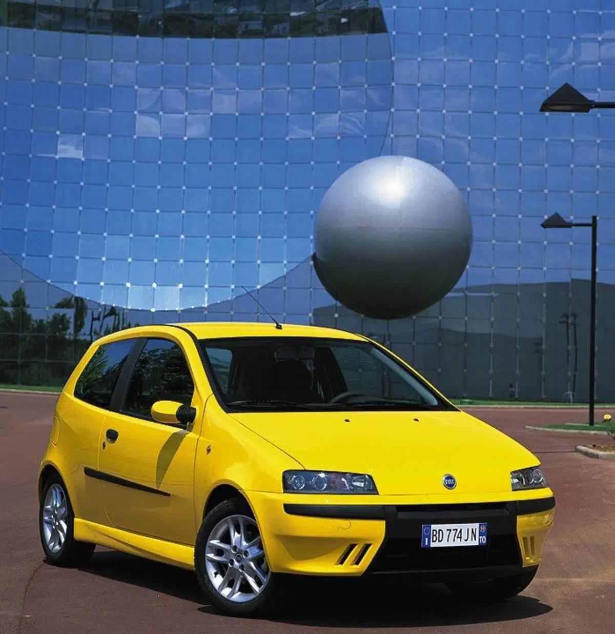 Fiat Punto, dagli anni '90 ad oggi. 25 anni di storia dell'utilitaria torinese (45)
