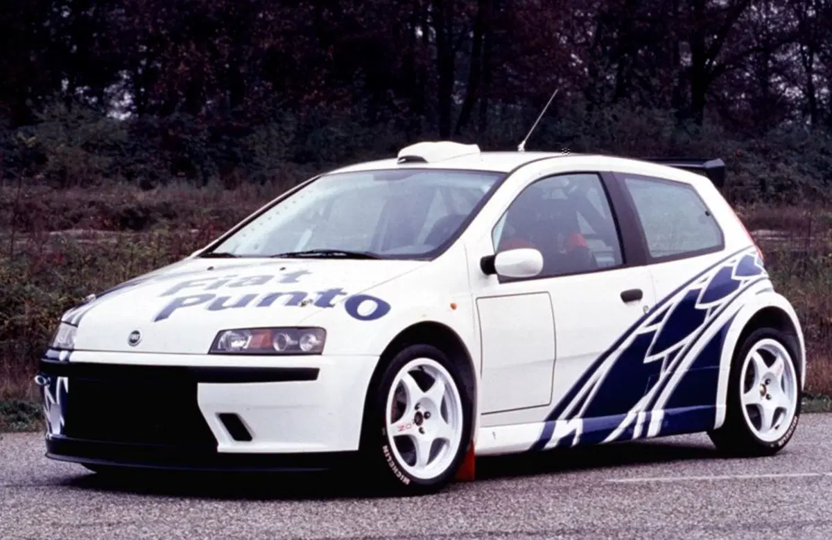 Fiat Punto, dagli anni '90 ad oggi. 25 anni di storia dell'utilitaria torinese (67)