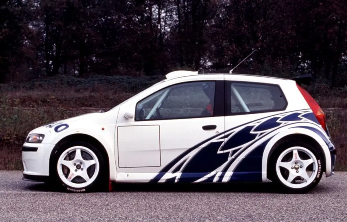 Fiat Punto, dagli anni '90 ad oggi. 25 anni di storia dell'utilitaria torinese (68)